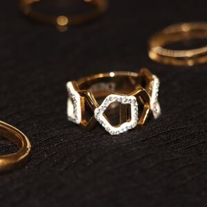 Elegant Gold and Silver Geometric Ring